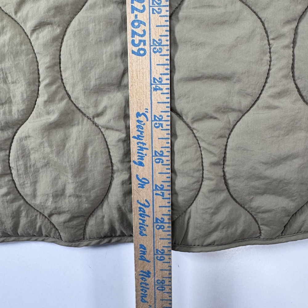 H&M Oversized Quilted Liner Jacket Snap Front Womens Medium Khaki Green Pockets - Picture 13 of 14